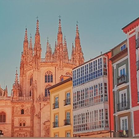 Precioso Apartamento Al Lado De La Catedral Burgos Bilik gambar