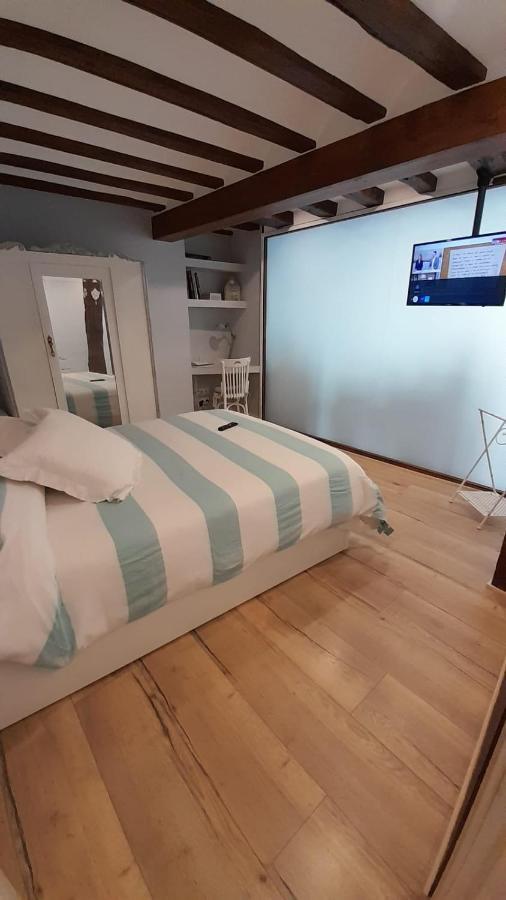 Precioso Apartamento Al Lado De La Catedral Burgos Luaran gambar