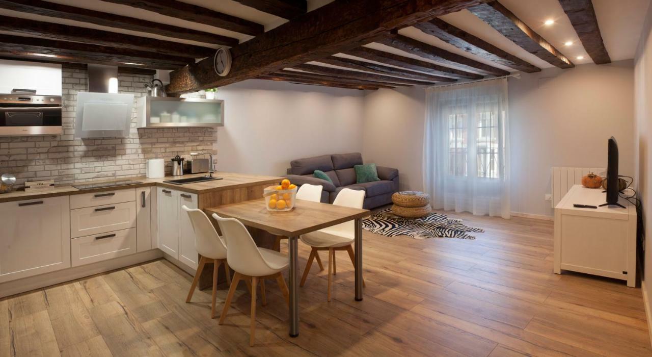 Precioso Apartamento Al Lado De La Catedral Burgos Luaran gambar